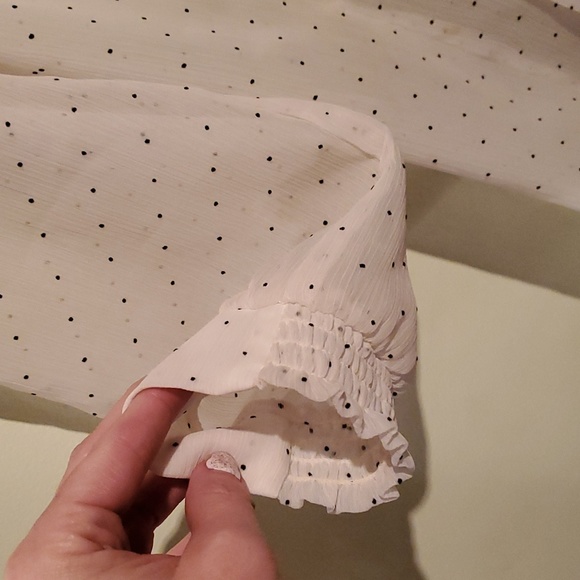 Sheer GUESS blouse🖤 - Picture 3 of 6